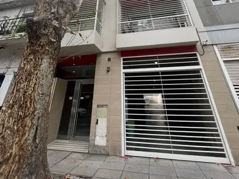 Julián Álvarez 300, Piso 2
