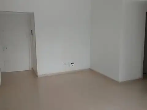 Casa 2 ambientes con 1 baño