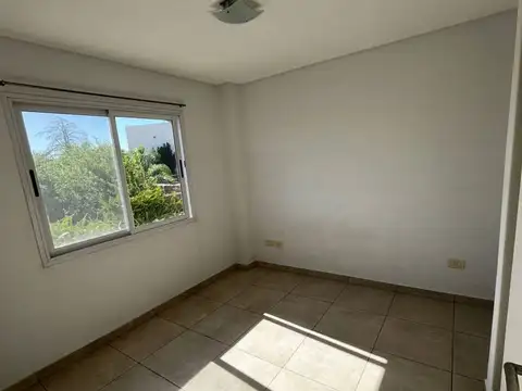 Departamento en Alquiler al Este