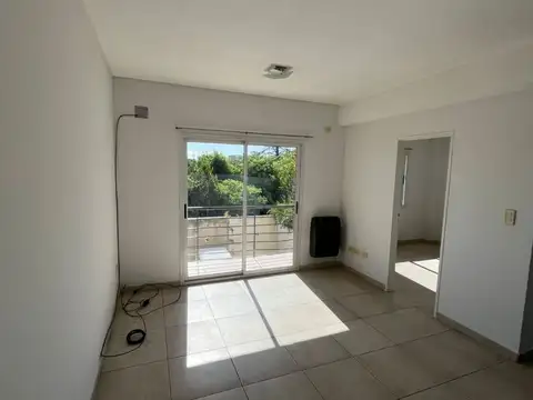 Departamento en Alquiler en San Antonio de Padua, $ 550.000