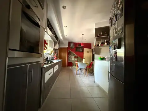 Depto Tipo Casa en Venta en Parque Avellaneda, USD 215.000