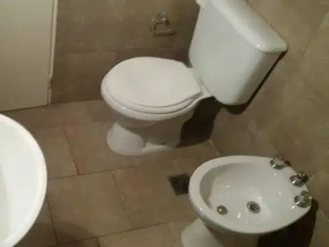 Depto Tipo Casa 2 ambientes con 1 baño