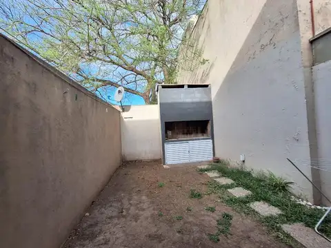 DUPLEX EN VENTA -CAMPANA-