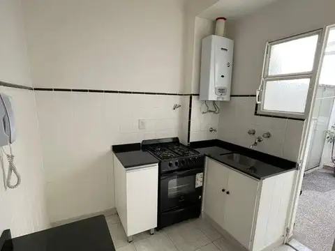 Depto Tipo Casa en Alquiler 40 años