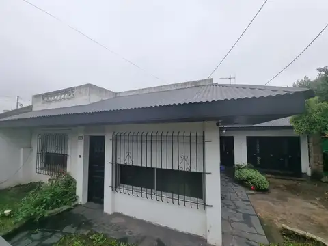 VICEPRESIDENTE ALSINA 1400