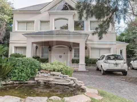 Casa en alquiler amoblado St Thomas Sur a partir de Agosto!