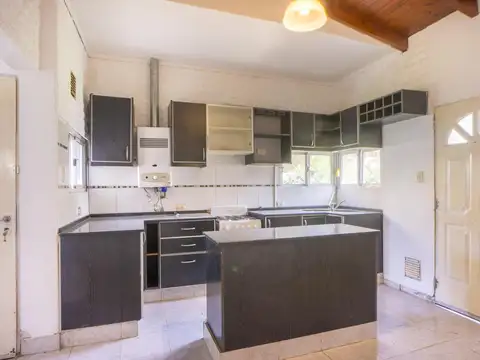 Av de Limite  al 6600