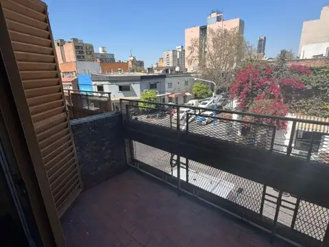 MONOAMBIENTE EN VENTA - SAN JUAN 1011 - PRIMER PISO