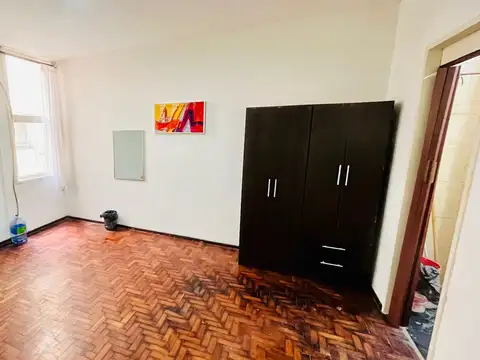 "Excelente ubicacion" Marmol 60 a mts de Av. rivadavia   Monoambiente  