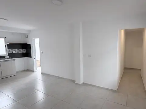 VENTA-CASA-INTERNA-PATIO-A ESTRENAR
