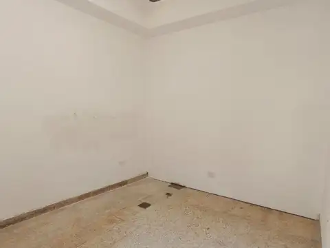 ALQUILER – DEPARTAMENTO 2 AMBIENTES AL FRENTE – LOMAS DEL MIRADOR