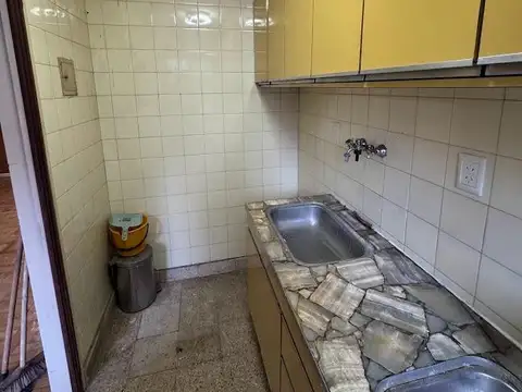 Departamento en Alquiler en Recoleta, $ 900.000