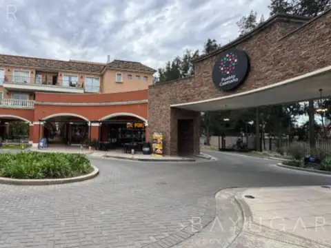 Venta | Cochera 12m² | Pueblo Caamaño | Pilar