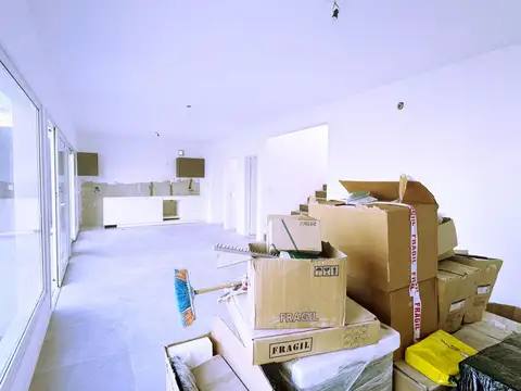 Casa 5 ambientes con 2 baños