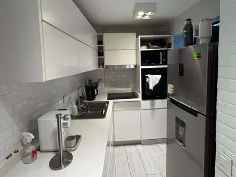Semipiso reciclado con balcon corrido