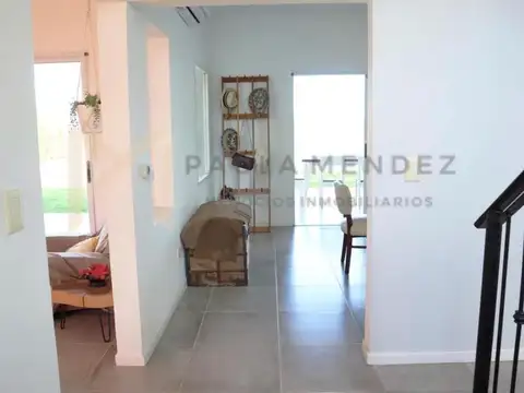 Boulevard de Todos los Santos 2500, Complejo Villanueva, Dique Luján 2500