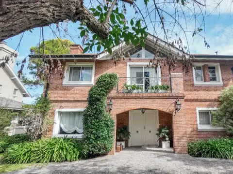 VENTA CASA AMB - CLUB DE CAMPO PUEYRREDÓN