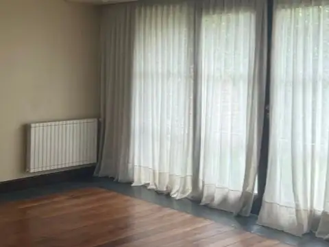 Casa en Venta en Barrio Tres Cerritos, USD 550.000