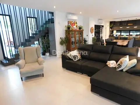 Casa en Venta de 6 dormitorios