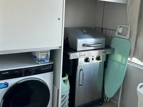 Departamento en Alquiler Temporal en Playa Mansa, USD 8.000