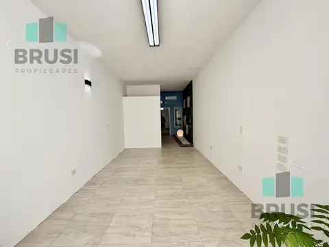 Local en Alquiler en Temperley, $ 680.000