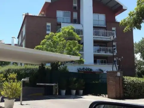 Departamento en Alquiler de 5 ambientes