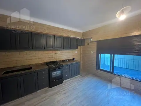 VENTA CASA EN PRIMER PISO DE 4 AMBIENTES