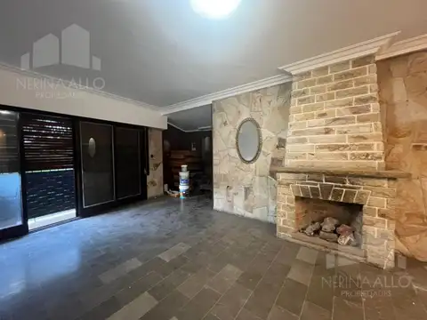 Casa en Alquiler en Hurlingham, $ 1.000.000