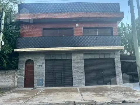 VENTA CASA EN PRIMER PISO DE 4 AMBIENTES
