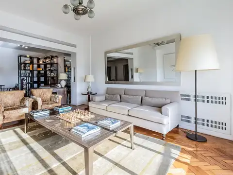 Avenida del Libertador 900