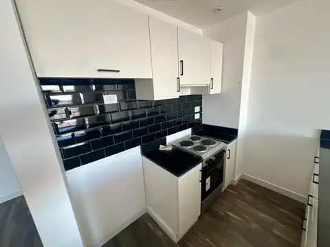 Departamento en Alquiler en Valentin Alsina, $ 550.000
