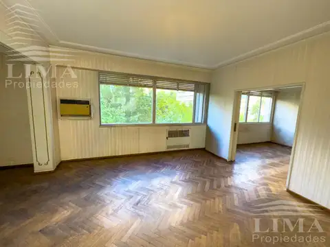 Departamento en Venta de 8 ambientes