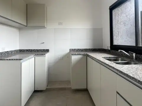 Casa 3 ambientes con 3 baños