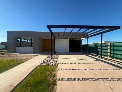 CASA EN VENTA BARRIO ACACIAS DE TERRADA