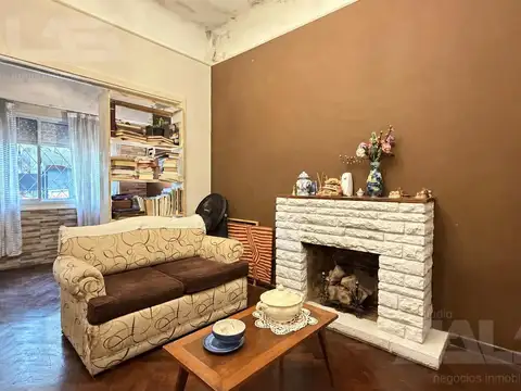 Depto Tipo Casa 4 ambientes con 2 baños