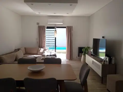 Depto Tipo Casa en Venta de 1 dormitorio