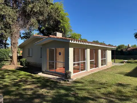 Casa en alquiler en Villa Rivera Indarte
