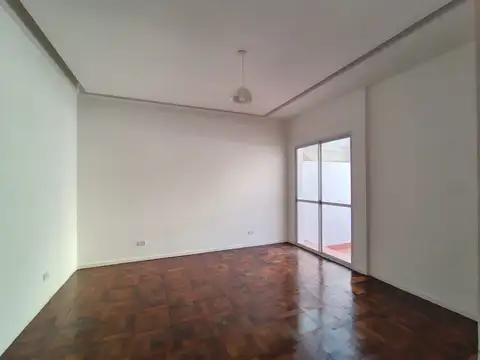Depto Tipo Casa en Alquiler de 3 dormitorios