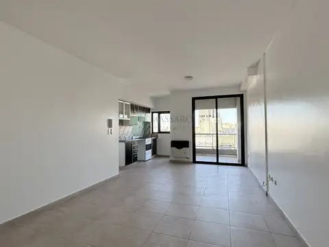 Cosquín 100, Piso 8