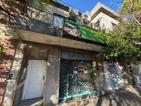 Lote con local, galpón y depto en Ramos Mejía