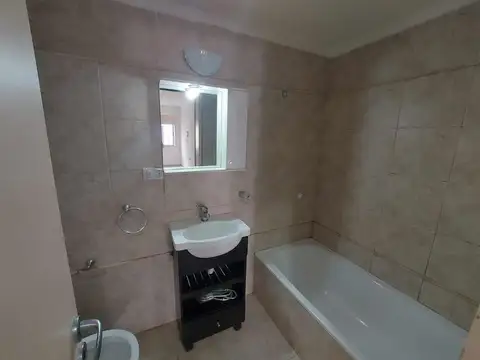 Andorra 7500, Piso pb