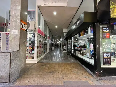 OFICINA EN VENTA GALERIA GEMINIX LA PLATA, BUENOS AIRES. POSIBLE PERMUTA POR DEPARTAMENTO EN EL CASC