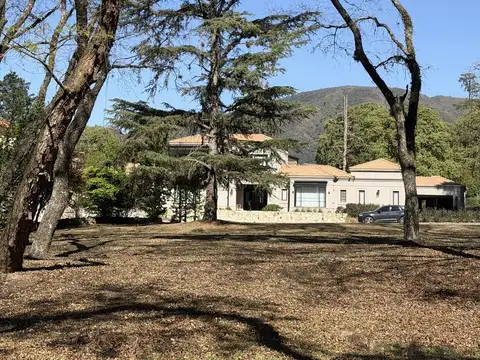 Ruta Provincial 28, km 8.7, Finca La Montaña, San Lorenzo, Salta