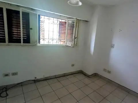 Departamento 2 ambientes - Av. Espora, Adrogué