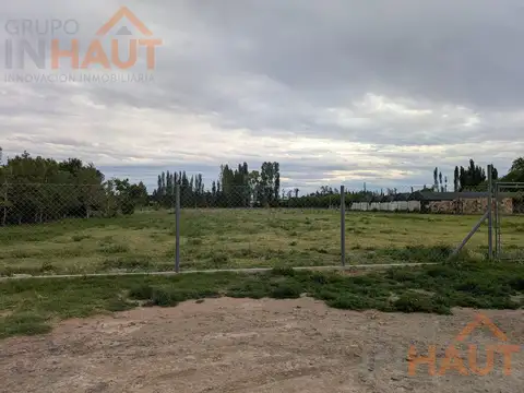 Alquiler terreno apto empresas en Cipolletti 6200 m2