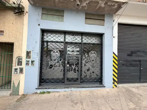 Local en Alquiler en El Palomar, $ 700.000