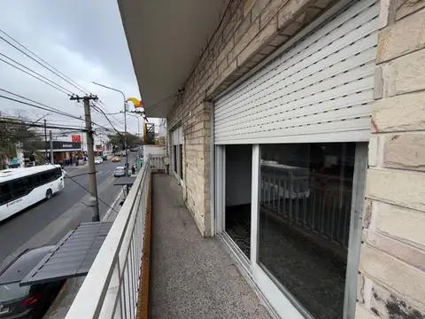 DEPARTAMENTO 3 AMB 1 PISO FRENTE - HURLINGHAM CENTRO
