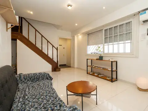 Depto Tipo Casa en Venta de 2 ambientes