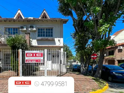 Triplex 4 dormitorios Venta - Olivos-Maipu/Uzal