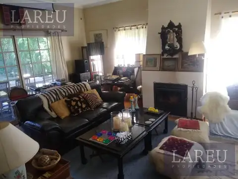 Casa 7 ambientes con 3 baños